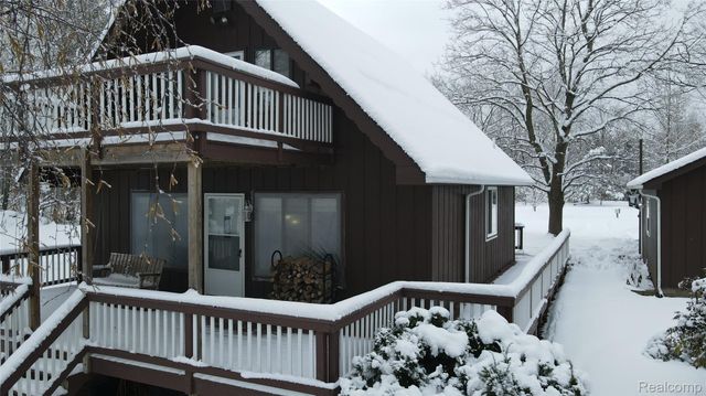 9707 North Lake Rd Road, Watertown Township, MI 48464