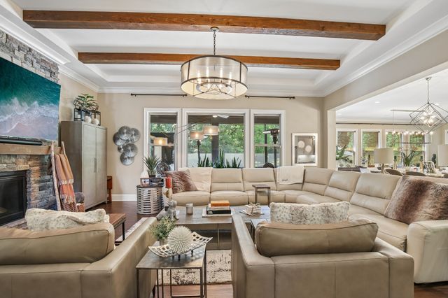 9485 Whetstone Blvd, Brentwood, TN 37027