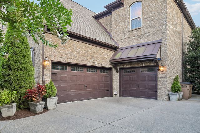 9485 Whetstone Blvd, Brentwood, TN 37027