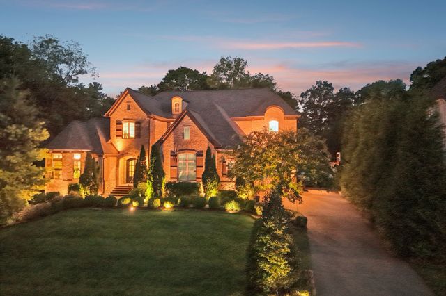 9485 Whetstone Blvd, Brentwood, TN 37027
