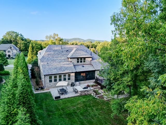 9485 Whetstone Blvd, Brentwood, TN 37027