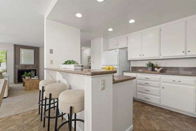 7780 PARKWAY DR 1101, La Mesa, CA 91942