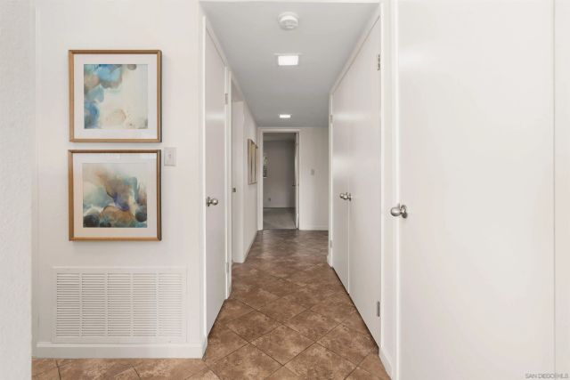 7780 PARKWAY DR 1101, La Mesa, CA 91942