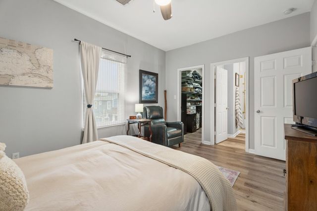 23154 Fresca Street, Galveston, TX 77554