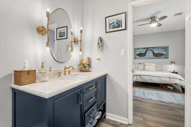 23154 Fresca Street, Galveston, TX 77554