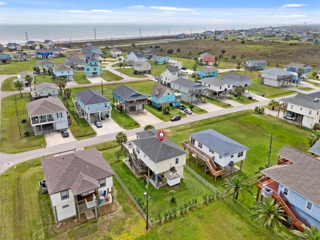 23154 Fresca Street, Galveston, TX 77554