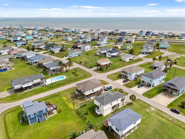 23154 Fresca Street, Galveston, TX 77554