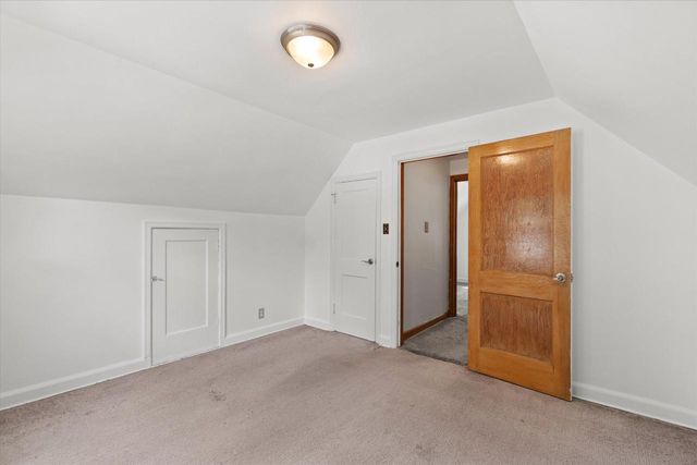 3776 S 19th STREET, Milwaukee, WI 53221