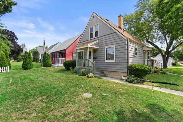 3776 S 19th STREET, Milwaukee, WI 53221