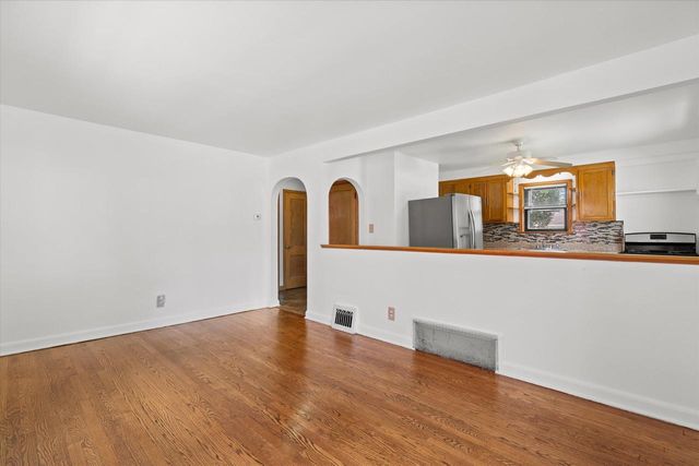 3776 S 19th STREET, Milwaukee, WI 53221