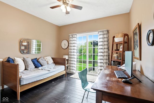 4276 Honeysuckle Lane, Zionsville, IN 46077