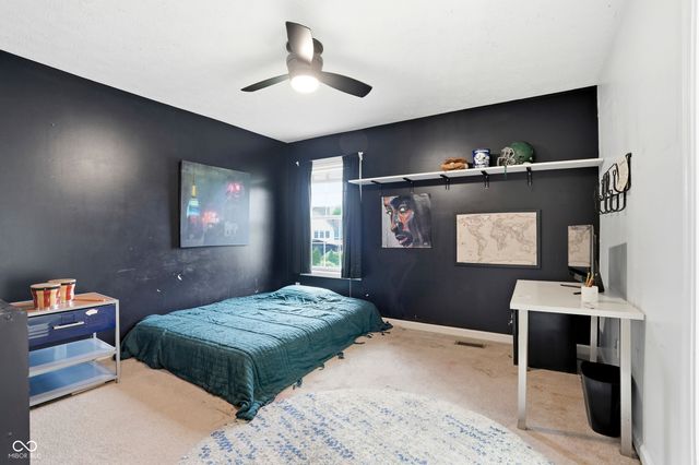 4276 Honeysuckle Lane, Zionsville, IN 46077