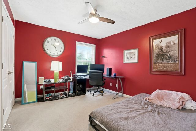 4276 Honeysuckle Lane, Zionsville, IN 46077
