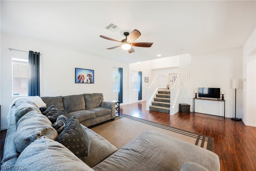 5611 Belgrano Vista Drive, Las Vegas, NV 89118 — photo 4