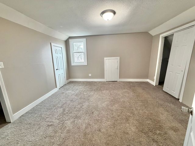 1501 W 6th Street, Davenport, IA 52802