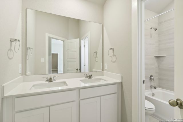 11443 Feather Vale, San Antonio, TX 78254
