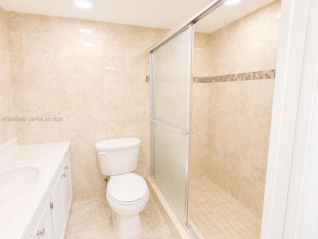 6080 NW 44th Street 410, Lauderhill, FL 33319