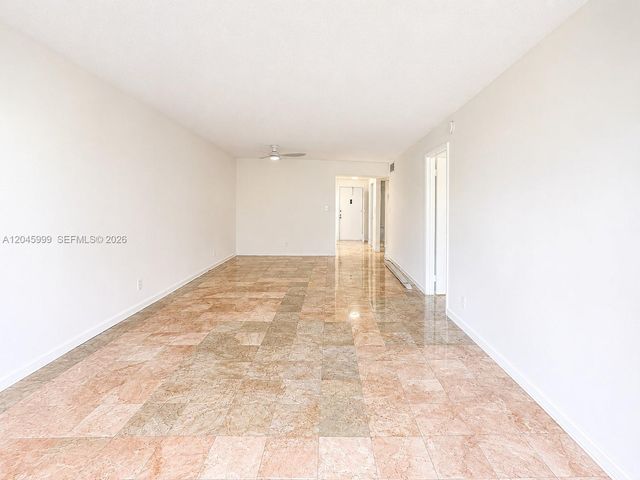 6080 NW 44th Street 410, Lauderhill, FL 33319