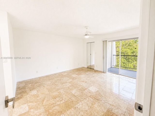 6080 NW 44th Street 410, Lauderhill, FL 33319