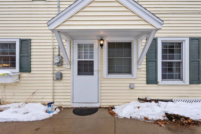 710 CEDAR STREET, Neenah, WI 54956