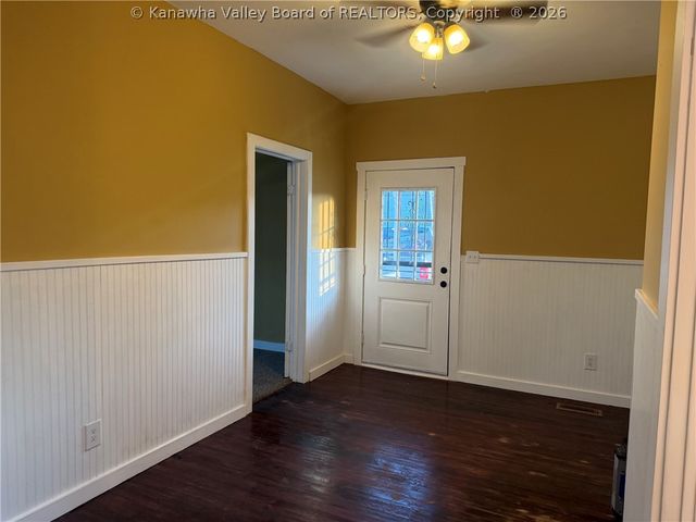 1427 1st Avenue, Charleston, WV 25302