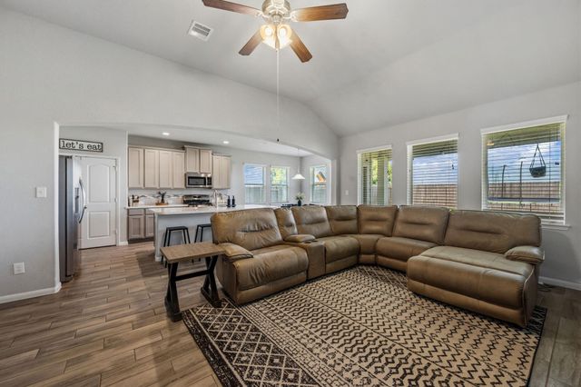 14231 Medina Drive, Baytown, TX 77523