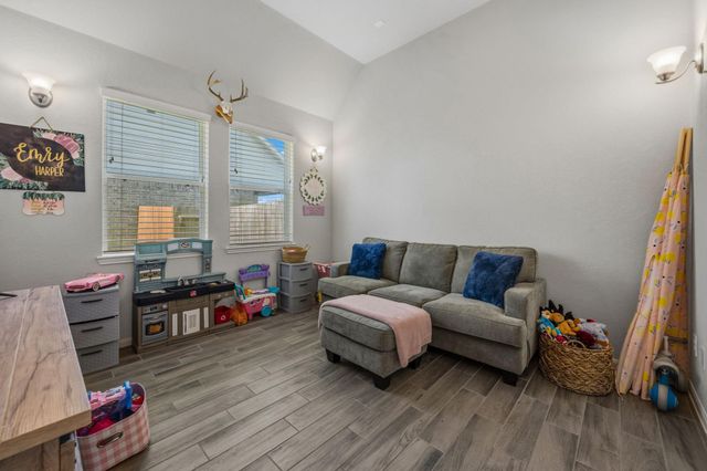 14231 Medina Drive, Baytown, TX 77523
