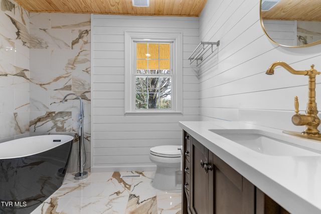 31142 Princeton Avenue, Meadowview, VA 24361