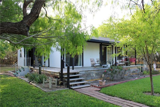 531 S County Road 1140, Riviera, TX 78379