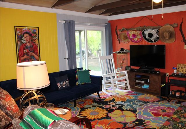 531 S County Road 1140, Riviera, TX 78379