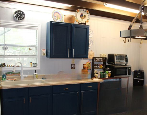 531 S County Road 1140, Riviera, TX 78379