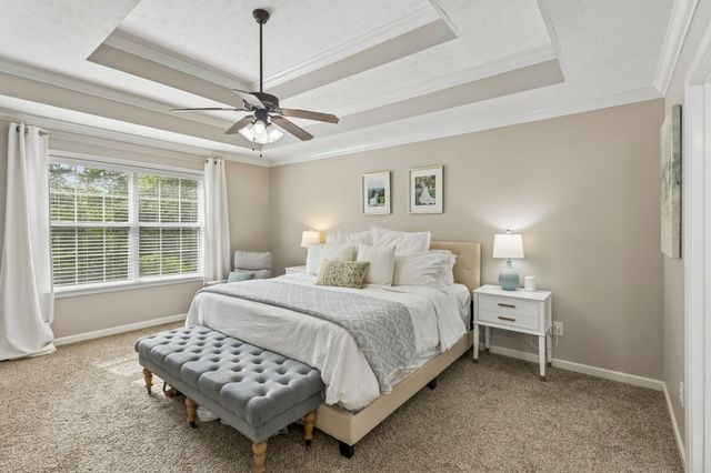 2491 Oak Hill Dr, Murfreesboro, TN 37130