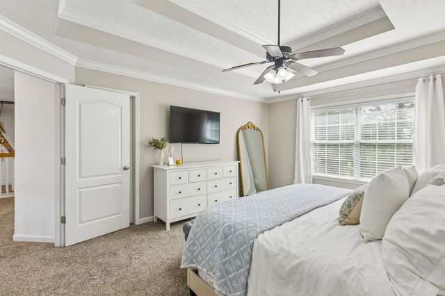 2491 Oak Hill Dr, Murfreesboro, TN 37130