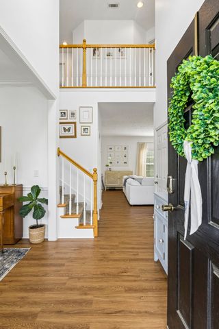 2491 Oak Hill Dr, Murfreesboro, TN 37130