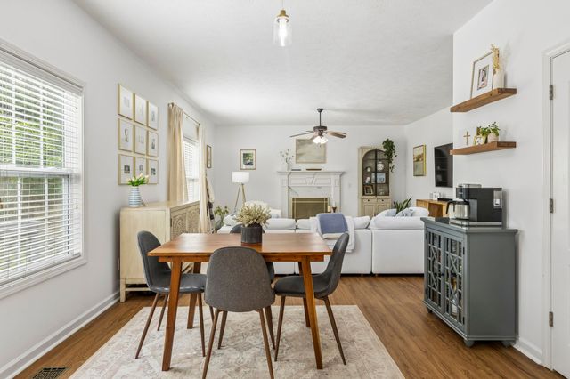 2491 Oak Hill Dr, Murfreesboro, TN 37130
