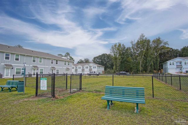 8900 Brigade Trl, Pensacola, FL 32534