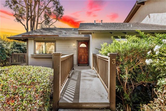 3 Palos 51, Irvine, CA 92612