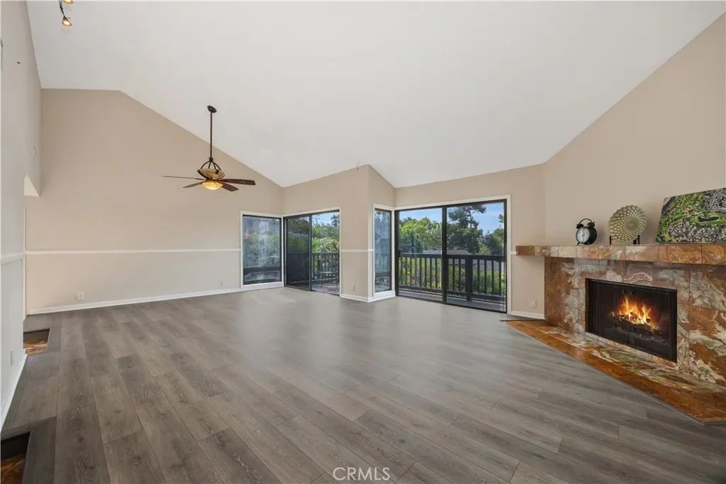 3 Palos 51, Irvine, CA 92612