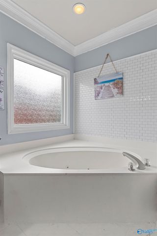 2320 Little Cove Road, Owens Cross Roads, AL 35763