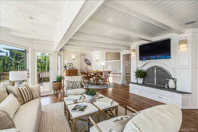291 Dune Road, Westhampton Beach, NY 11978