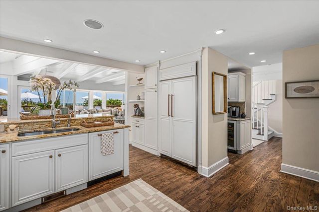 291 Dune Road, Westhampton Beach, NY 11978