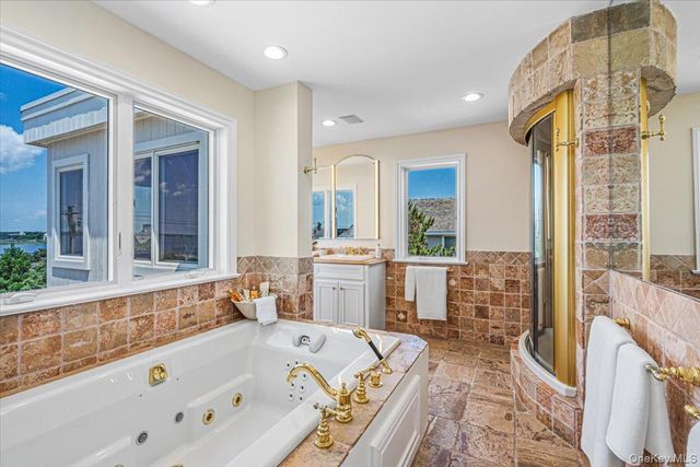 291 Dune Road, Westhampton Beach, NY 11978