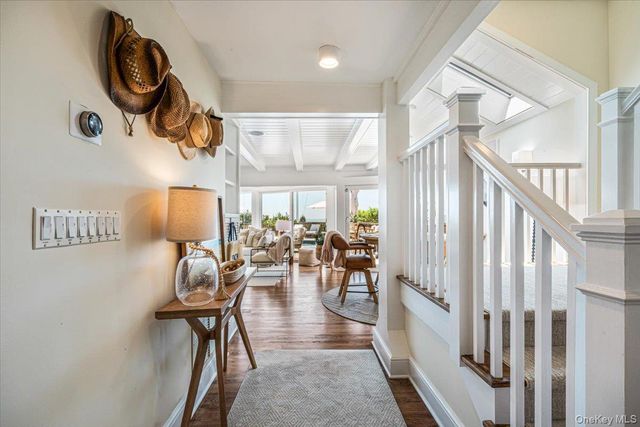 291 Dune Road, Westhampton Beach, NY 11978