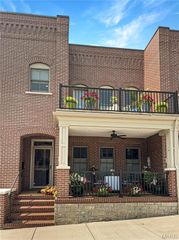 12 E Main Street, Washington, MO 63090