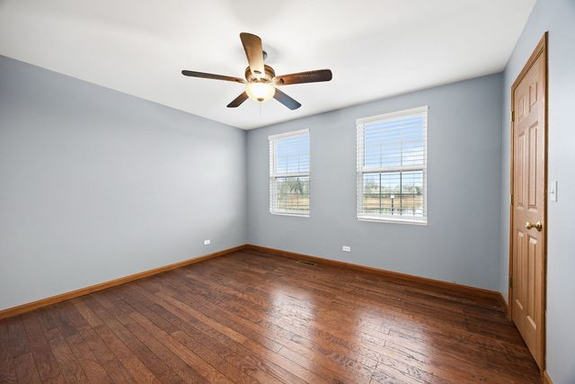 568 Four Seasons Boulevard, Aurora, IL 60504