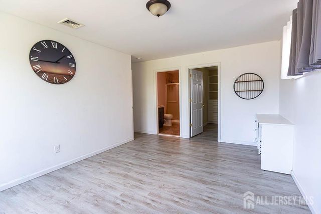 188 Loring Avenue, Edison, NJ 08817
