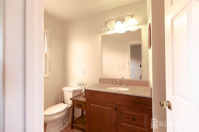 188 Loring Avenue, Edison, NJ 08817