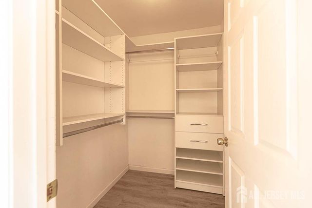 188 Loring Avenue, Edison, NJ 08817