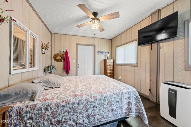 585 Trailwoods Ln, Leitchfield, KY 42754