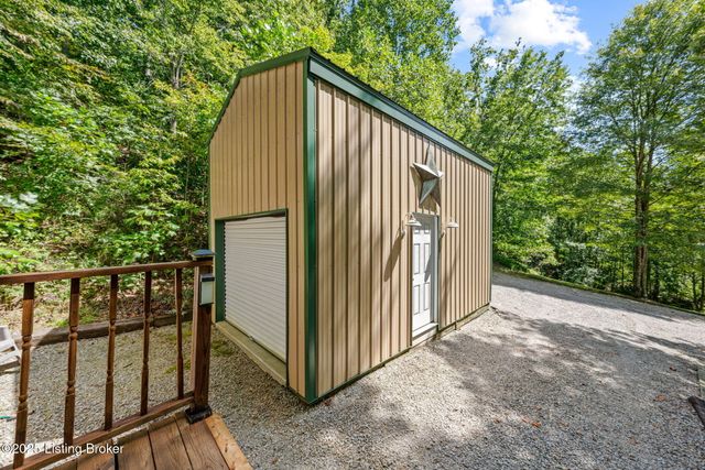 585 Trailwoods Ln, Leitchfield, KY 42754
